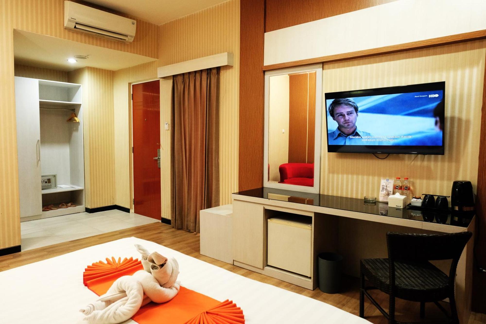 Halogen Hotel Airport Surabaya Sidoarjo Luaran gambar