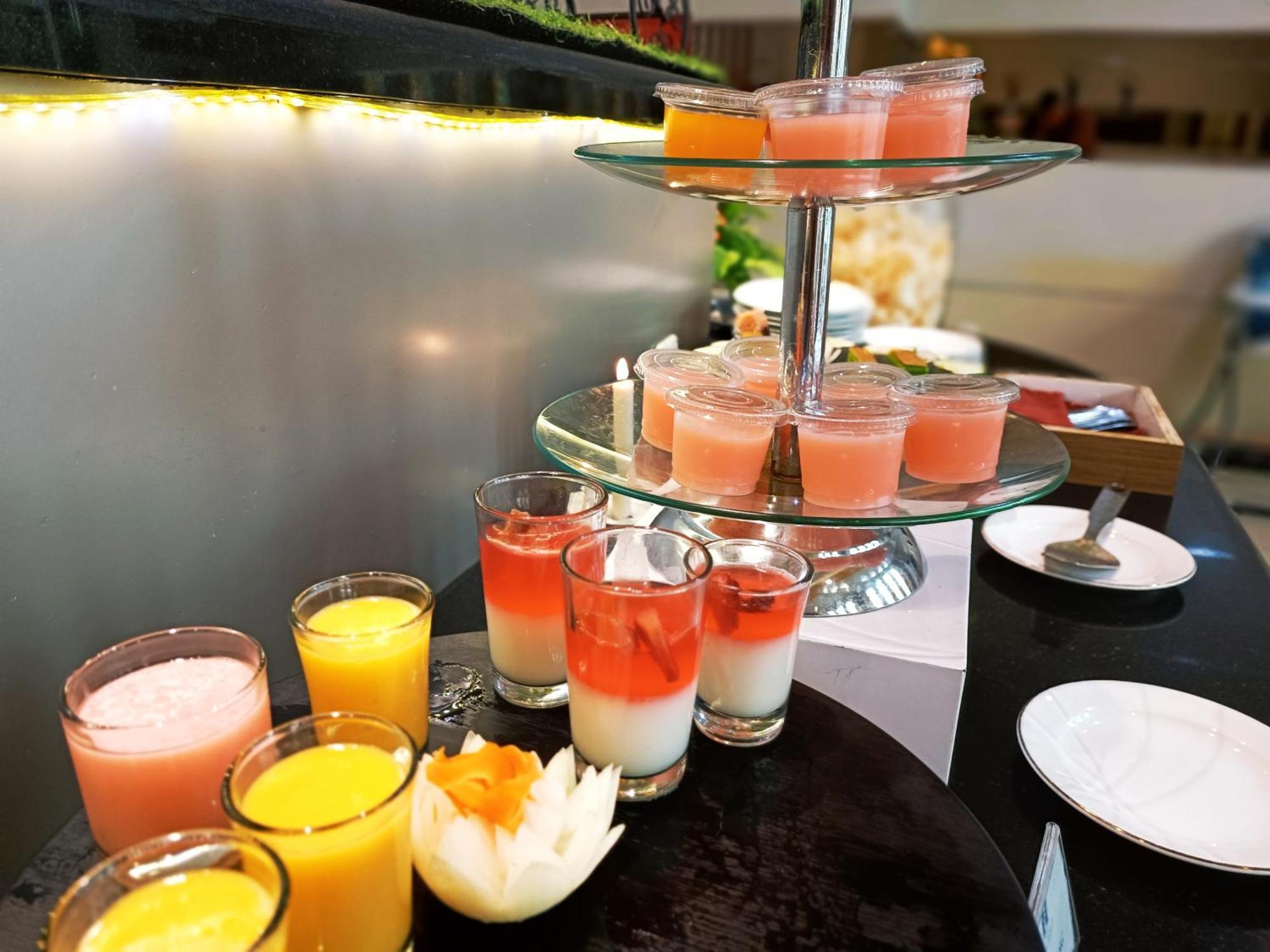 Halogen Hotel Airport Surabaya Sidoarjo Luaran gambar