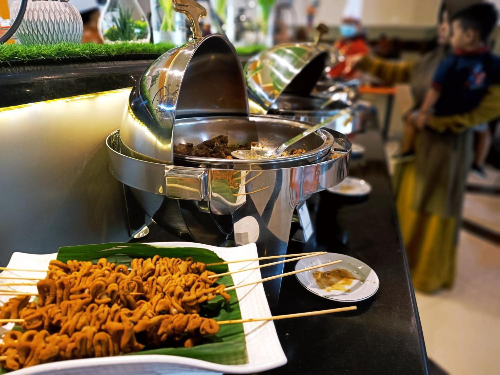 Halogen Hotel Airport Surabaya Sidoarjo Luaran gambar