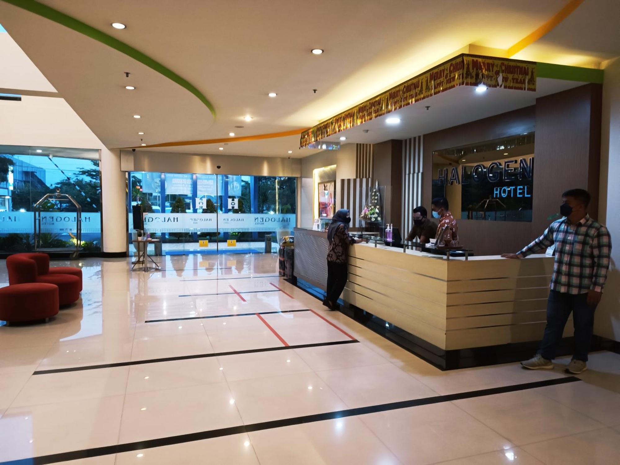 Halogen Hotel Airport Surabaya Sidoarjo Luaran gambar