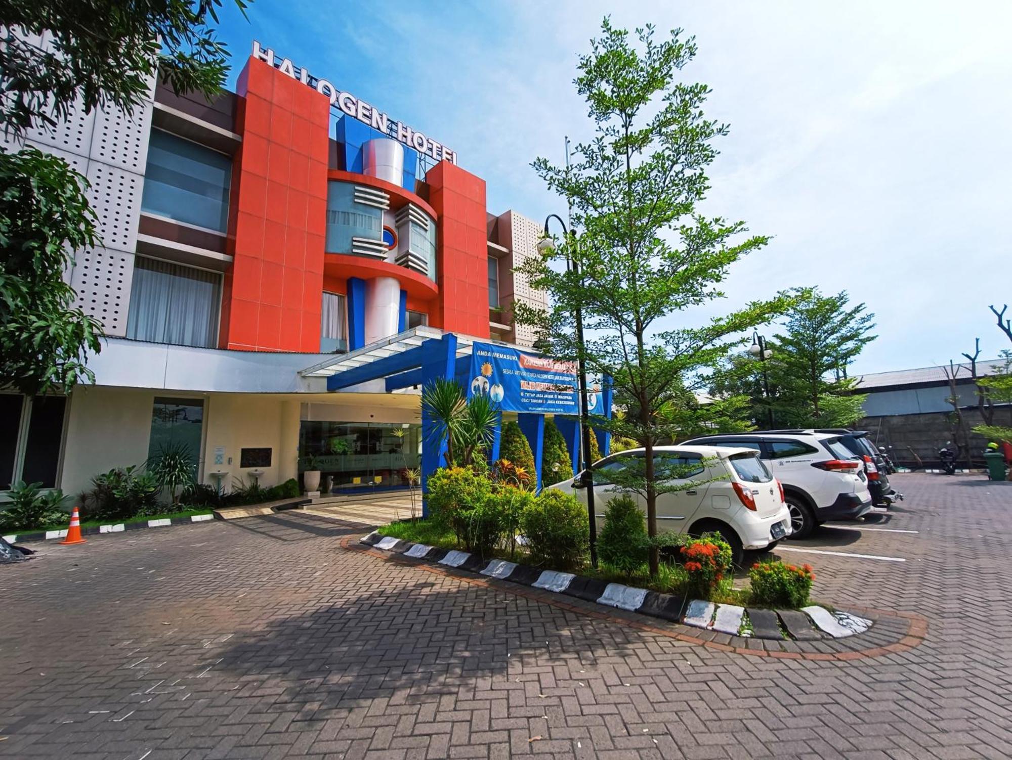 Halogen Hotel Airport Surabaya Sidoarjo Luaran gambar